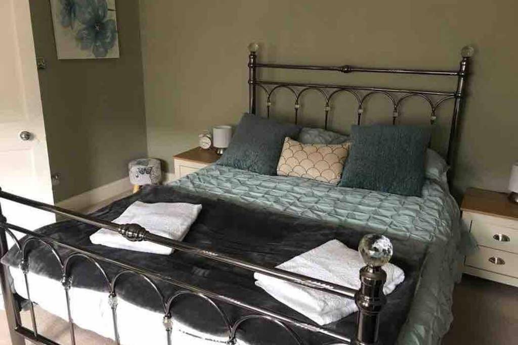 8A Tweed Cottage, Just Off The High St In 피블스 외부 사진
