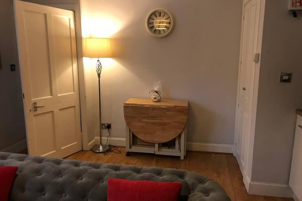 8A Tweed Cottage, Just Off The High St In 피블스 외부 사진