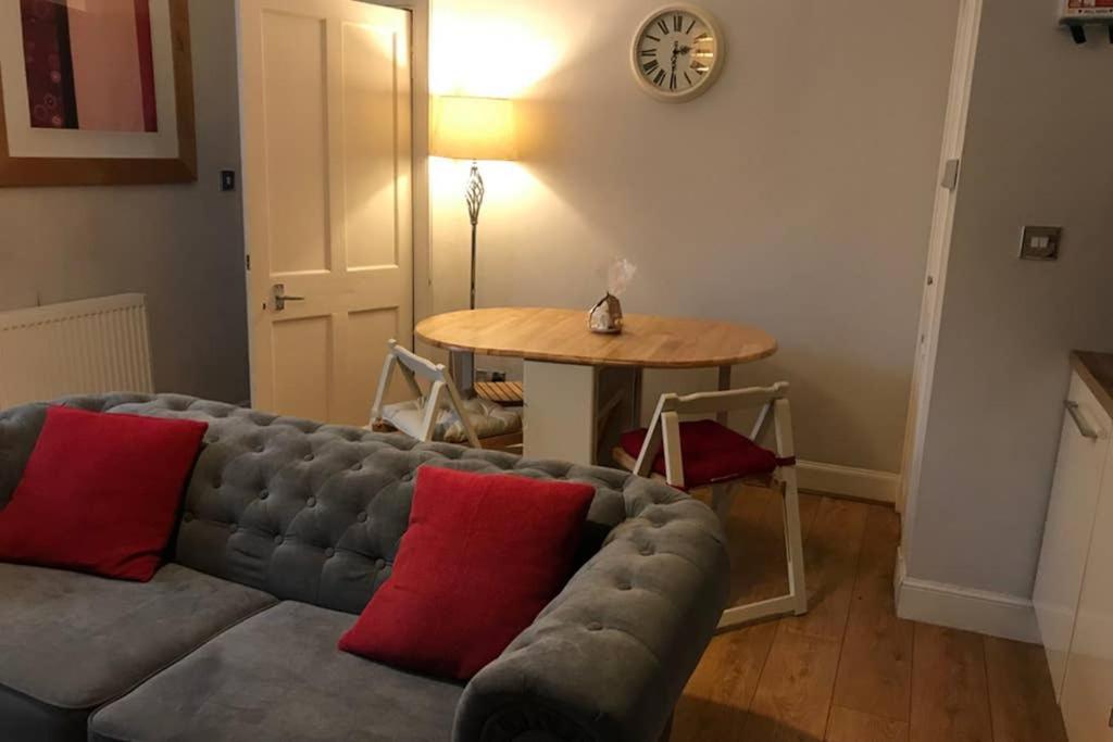 8A Tweed Cottage, Just Off The High St In 피블스 외부 사진