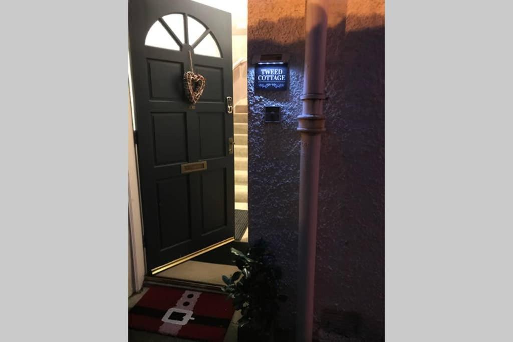 8A Tweed Cottage, Just Off The High St In 피블스 외부 사진