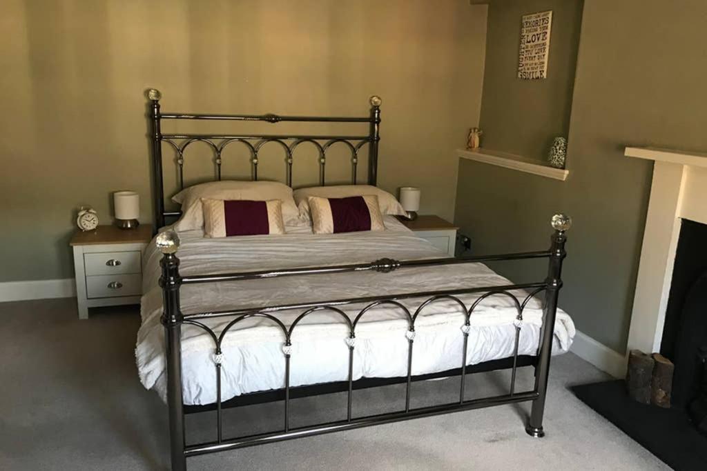 8A Tweed Cottage, Just Off The High St In 피블스 외부 사진